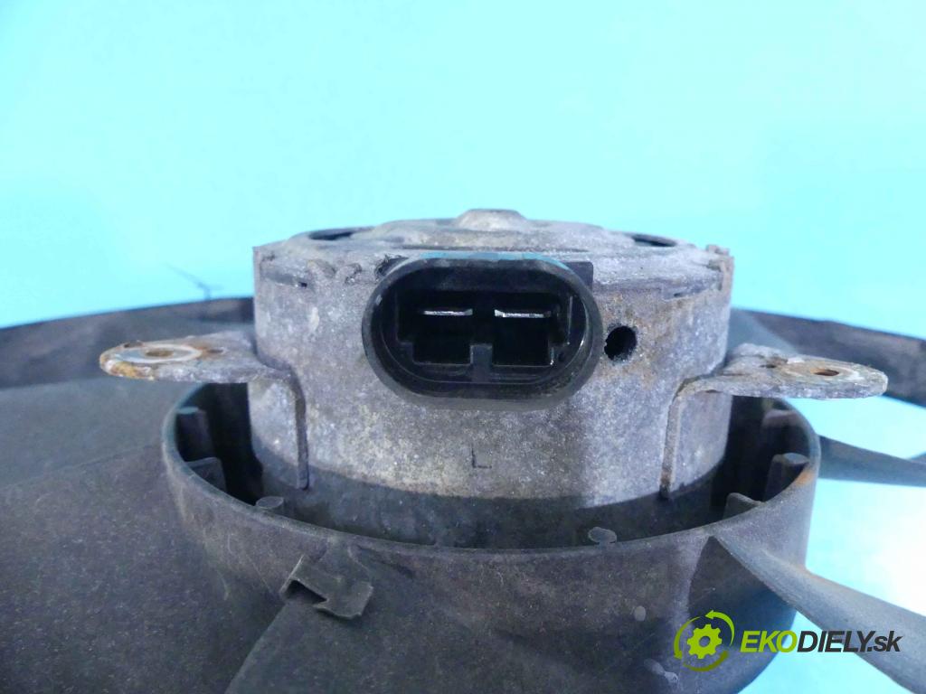 Renault Master III 2010-2019 2.3 dci (M9T870): 101 HP manual 74 kW 2299 cm3 5- Ventilátor chladiča 3L225113