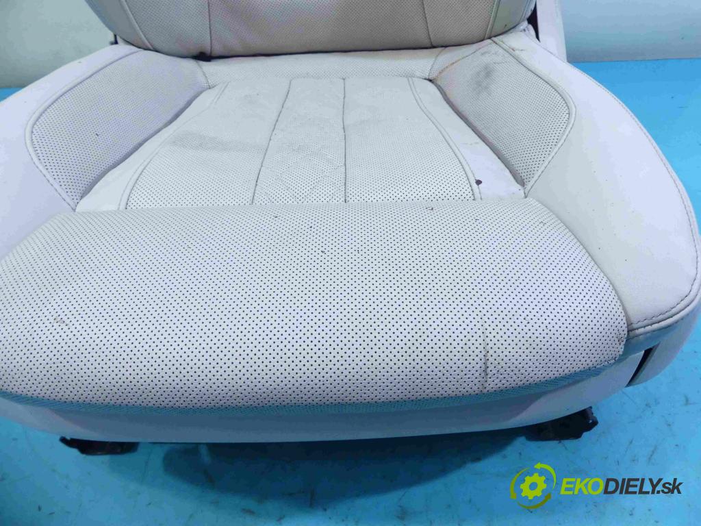 Bmw 7 G11 2015-2022 3.0d 265KM automatic 195 kW 2993 cm3 4- Sedačka ľavý  (Sedačky, sedadlá)