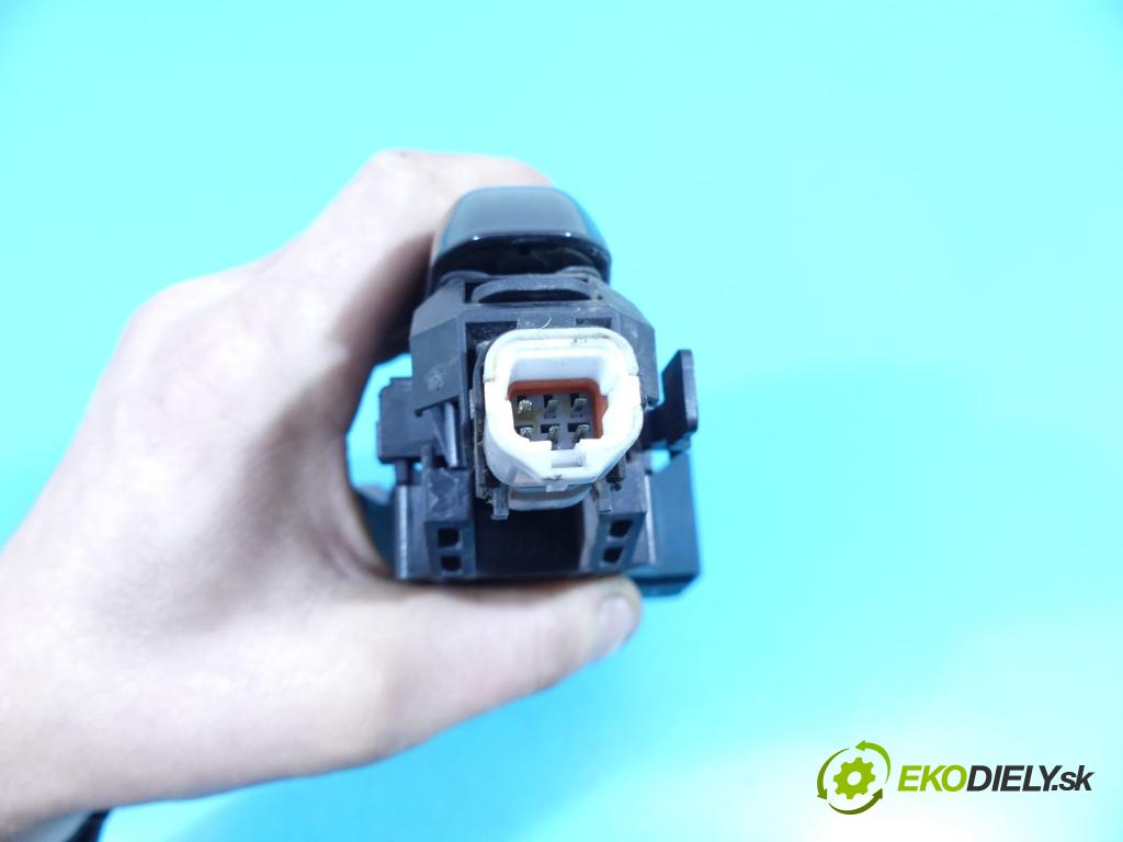 Land rover Discovery Sport 2014-2019 L550 2.0 D 179KM automatic 132 kW 1965 cm3 5- rukoväť predné ľavé mimo: FK72-224A81-AA (Vonkajšie predné ľavé)