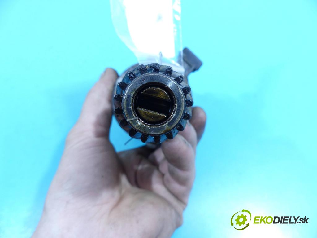 Audi A4 B5 1994-2001 1.6 101 HP manual 74 kW 1595 cm3 4- rozdeľovač 050905205AR (Rozdeľovače)