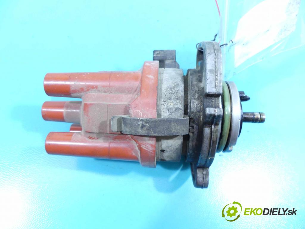 Vw Polo III 6N 1994-2001 1.0 45KM manual 33 kW 1043 cm3 3- rozdeľovač 030905205AA (Rozdeľovače)