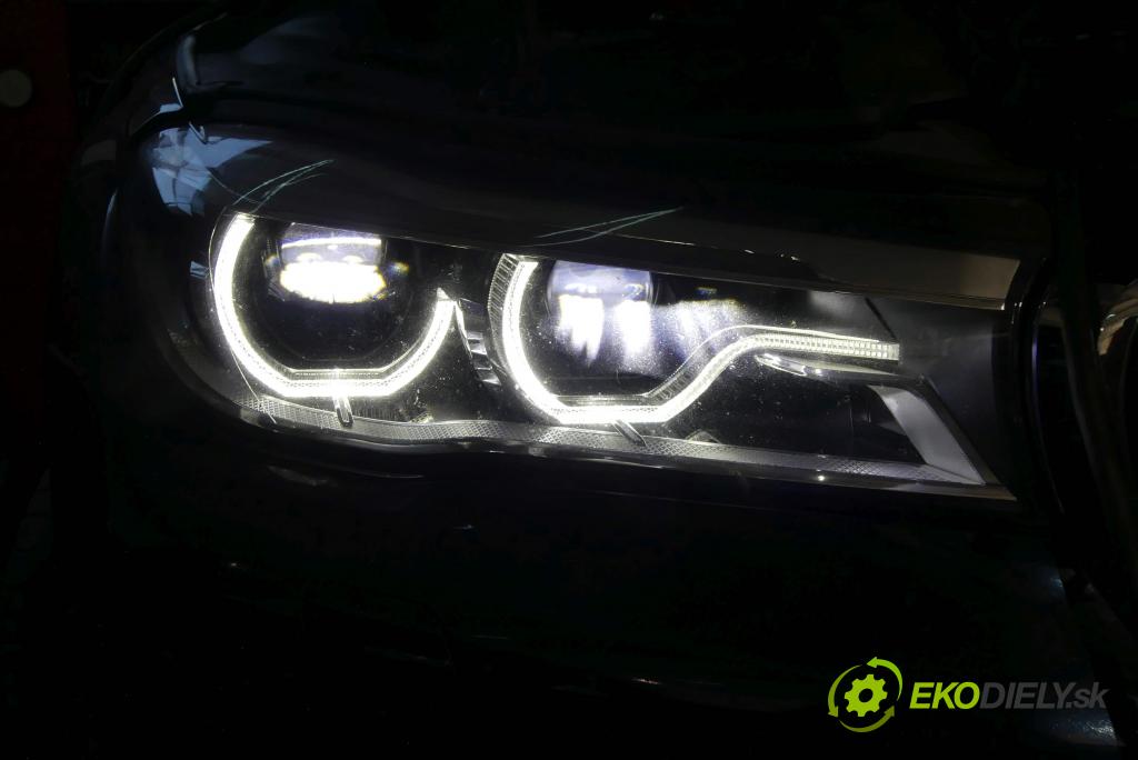 Bmw 7 G11 2015-2022 3.0d 265KM automatic 195 kW 2993 cm3 4- Reflektor: pravý 7471328 (Pravé)