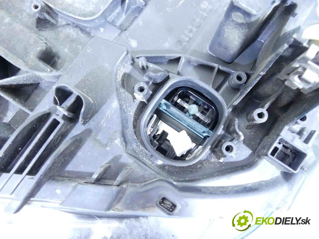 Bmw 7 G11 2015-2022 3.0d 265KM automatic 195 kW 2993 cm3 4- Reflektor: pravý 7471328 (Pravé)