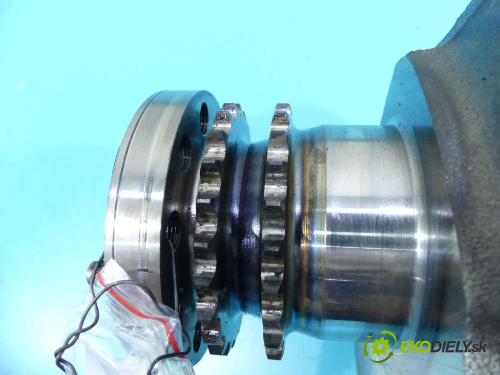 Audi A6 C6 2004-2011 3.0 tdi 239KM automatic 176 kW 2967 cm3 5- Hřídel: kľukový CAP (Ostatné)