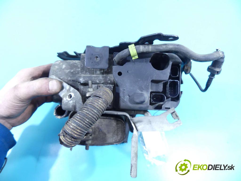 Vw Touran I 2003-2015 2.0 tdi 140 HP automatic 103 kW 1968 cm3 5- Webasto 1K0815065R (Webasto)