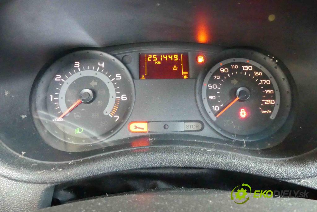 Renault Clio III 2005-2012 1.4 16v (K4J780): 98 HP manual 72 kW 1390 cm3 5- prístrojovka/ budíky 8200316824-H (Prístrojové dosky, displeje)