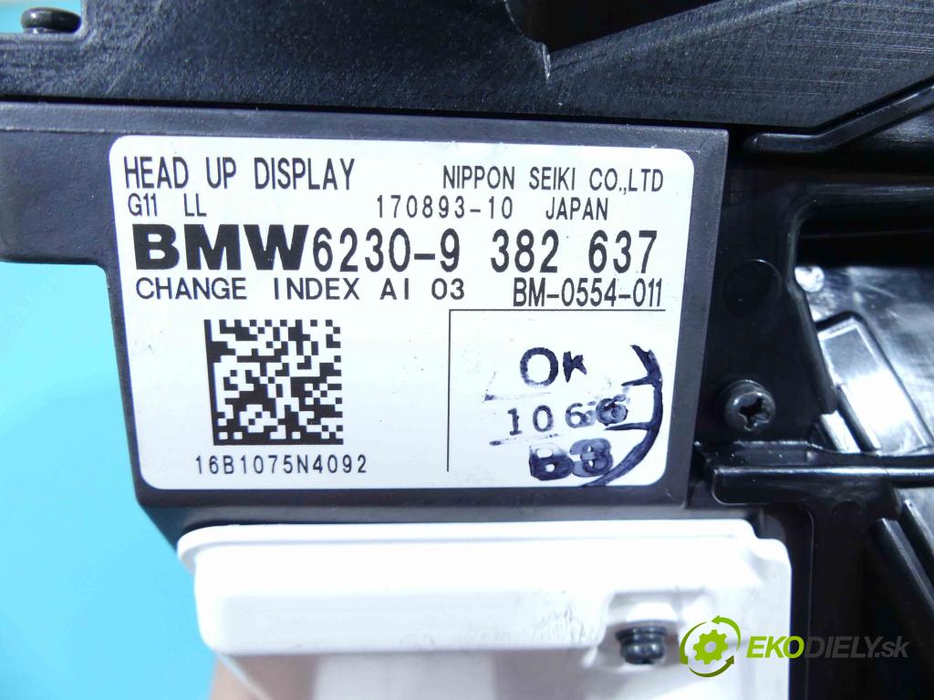 Bmw 7 G11 2015-2022 3.0d 265KM automatic 195 kW 2993 cm3 4- Zobrazit: 9382637 (Prístrojové dosky, displeje)