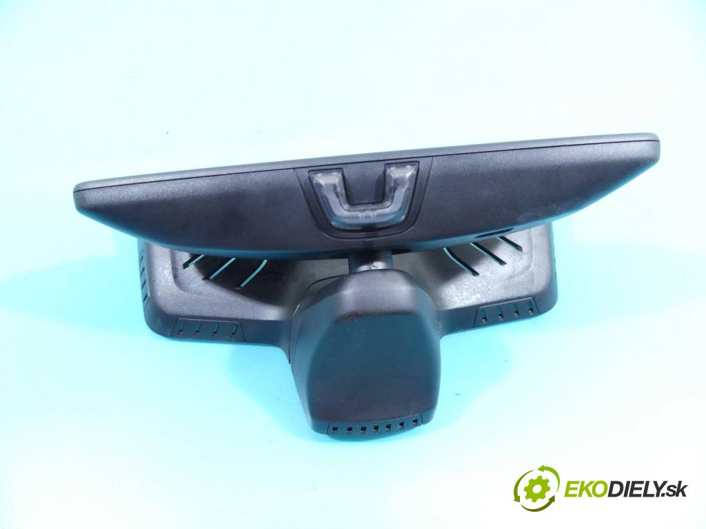 Bmw 7 G11 2015-2022 3.0d 265KM automatic 195 kW 2993 cm3 4- zpětné zrcátko vnitřní  (Světla vnitřní)