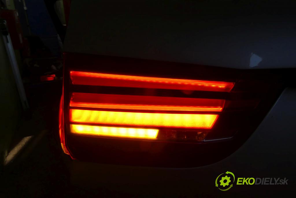 Bmw X5 F15 2013-2018 3.0d 313 HP automatic 230 kW 2993 cm3 5- svetlo / reflektor zadné ľavé 7301271 (Kľučka dverí ostatné)