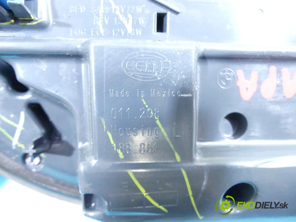 Bmw X5 F15 2013-2018 3.0d 313 HP automatic 230 kW 2993 cm3 5- svetlo / reflektor zadné ľavé 7301271 (Kľučka dverí ostatné)