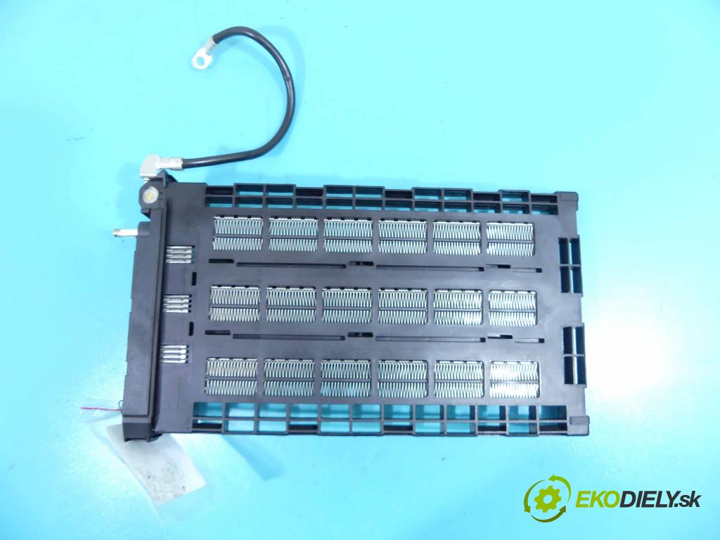 Bmw X5 F15 2013-2018 3.0d 313 hp automatic 230 kW 2993 cm3 5- radiátor 9230657 (Radiátory topení)