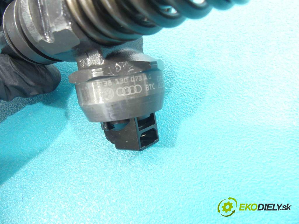 Vw Jetta V 2005-2010 1.9 tdi 105 HP manual 77 kW 1896 cm3 4- vstrekovacie čerpadlo 0414720215 (Vstrekovače)