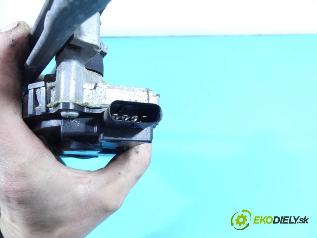 Bmw X5 F15 2013-2018 3.0d 313 hp automatic 230 kW 2993 cm3 5- mechanismus stěračů 159300-3940