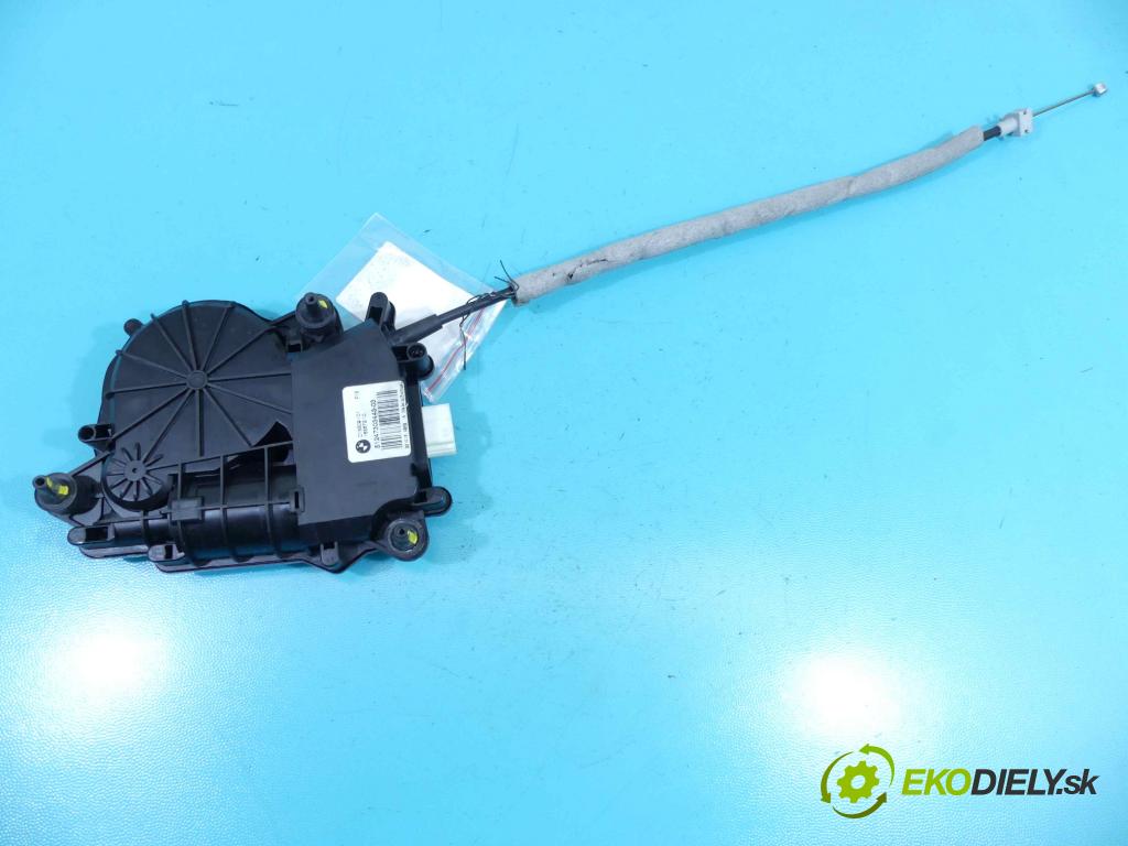 Bmw X5 F15 2013-2018 3.0d 313 hp automatic 230 kW 2993 cm3 5- zámek kufrových dveří zadní 7303443