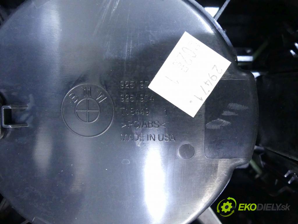 Bmw X5 F15 2013-2018 3.0d 313 HP automatic 230 kW 2993 cm3 5- operadlo 9252007 (Lakťové opierky)