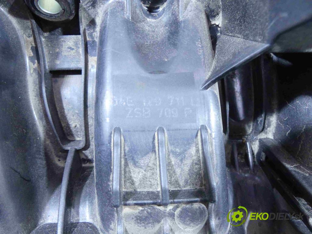 Vw Jetta VI 2010-2018 1.4 tsi 125 HP automatic 92 kW 1395 cm3 4- zvod nasávací 04E129711L (Sacie potrubia)