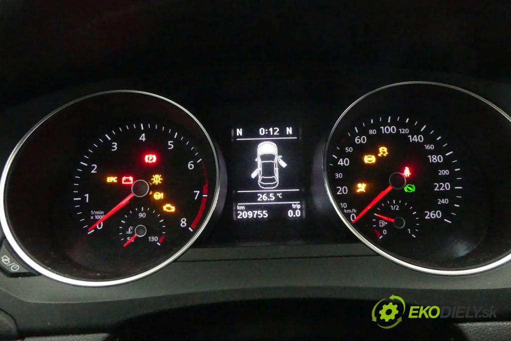 Vw Jetta VI 2010-2018 1.4 tsi 125 HP automatic 92 kW 1395 cm3 4- prístrojovka/ budíky 5C6920876 (Prístrojové dosky, displeje)