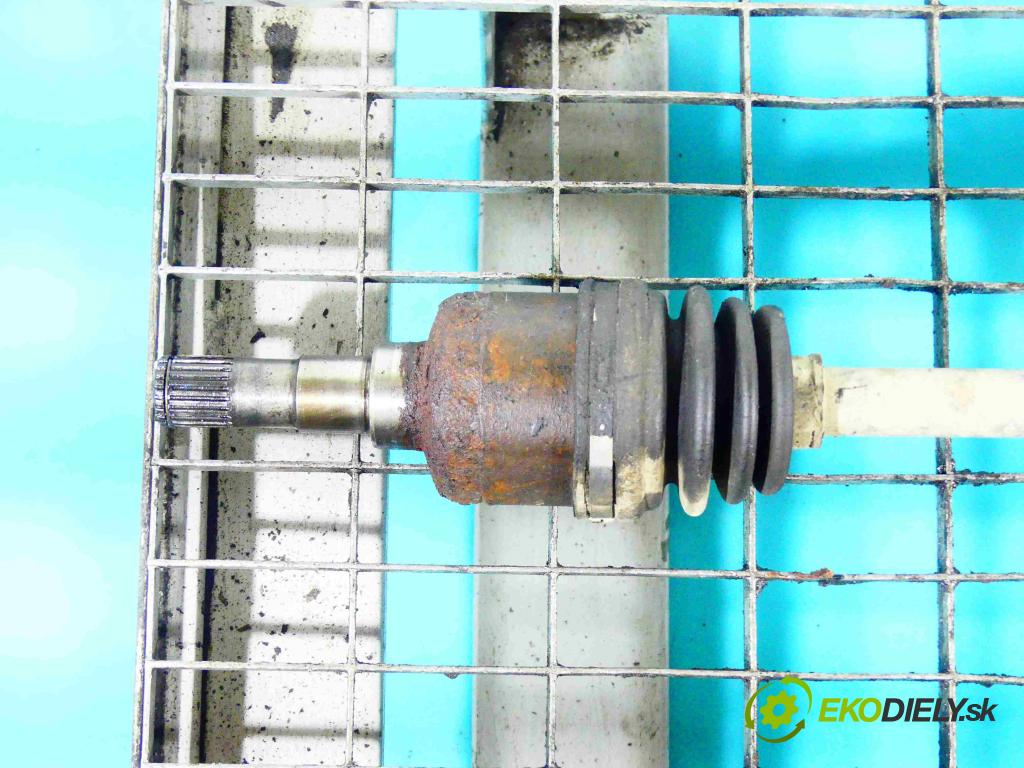 Suzuki Swift Mk5 1989-2004 1.3 68 HP manual 50 kW 1298 cm3 5- poloos pravé  (Poloosy)