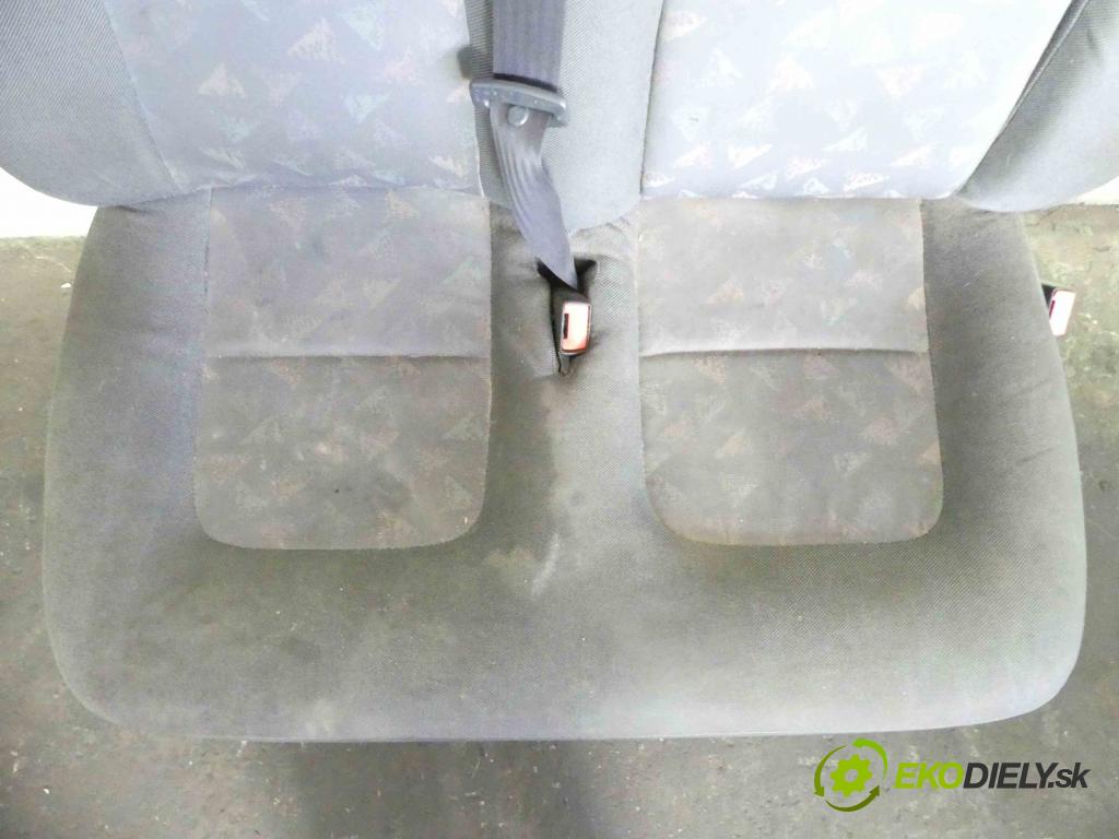 Citroen Jumper I 1994-2006 2.2 hdi 101 HP manual 74 kW 2179 cm3 5- Sedačka pravý  (Sedačky, sedadlá)