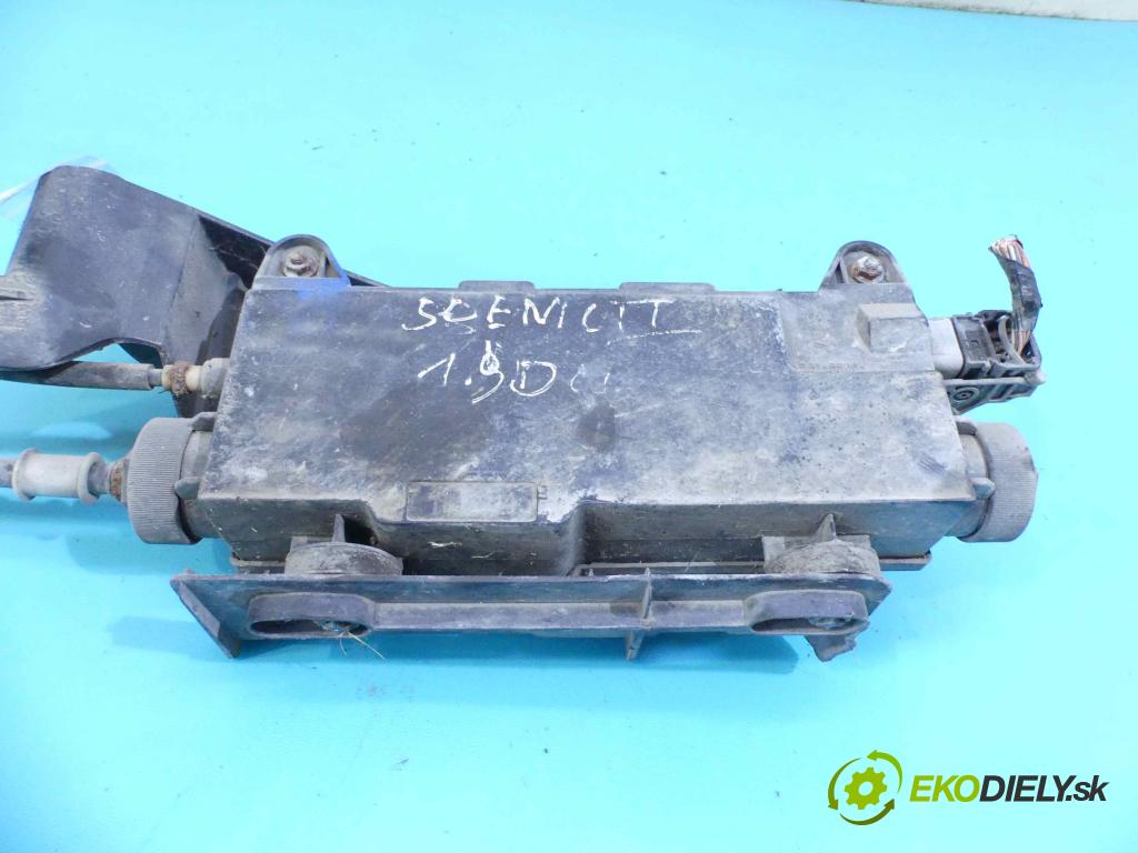 Renault Scenic II 2003-2009 1.9 dci 120 HP manual 88 kW 1870 cm3 5- Brzda manuál: 8200396849 (Ručné brzdy)