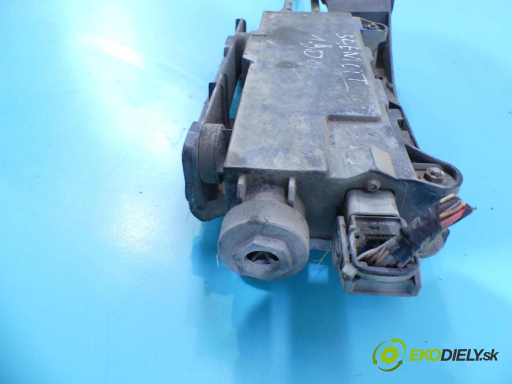 Renault Scenic II 2003-2009 1.9 dci 120 HP manual 88 kW 1870 cm3 5- Brzda manuál: 8200396849 (Ručné brzdy)