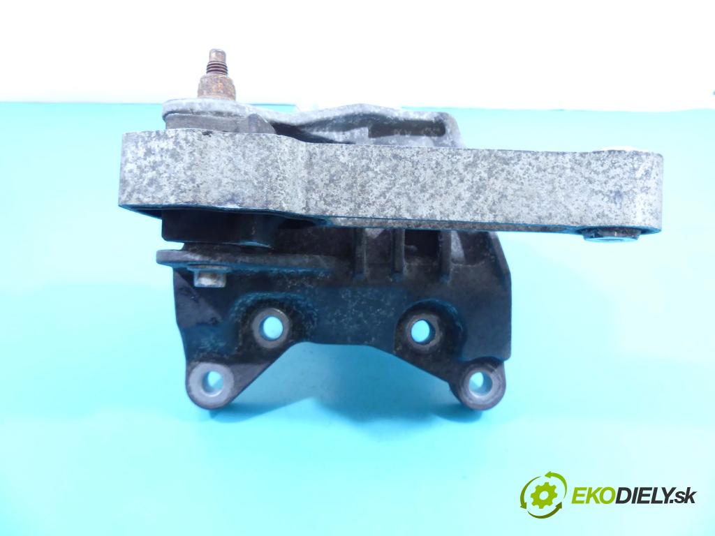 Land rover Discovery Sport 2014-2019 L550 2.0 D 179KM automatic 132 kW 1965 cm3 5- airbag motora BJ32-6F012-AB (Držiaky motora)