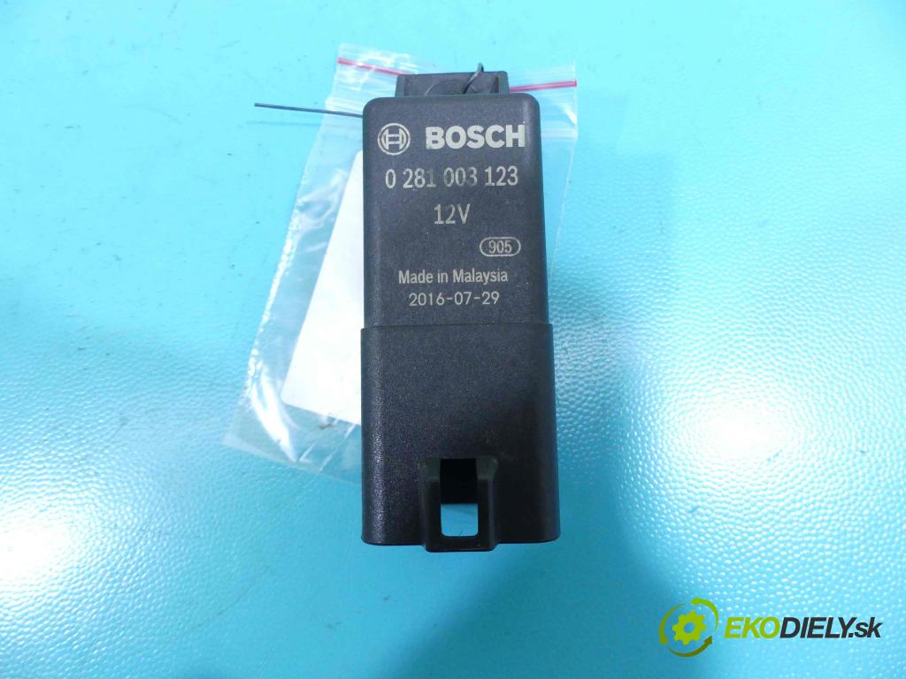 Land rover Discovery Sport 2014-2019 L550 2.0 D 179KM automatic 132 kW 1965 cm3 5- Relé: 0281003123 (Relé)