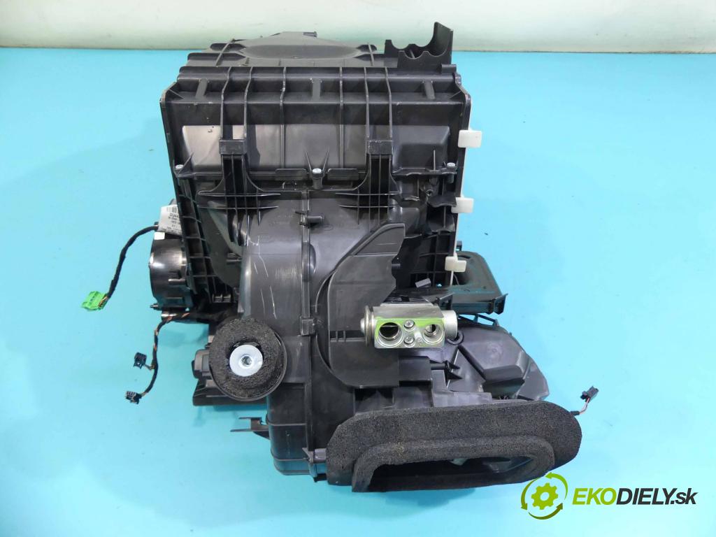 Land rover Discovery Sport 2014-2019 L550 2.0 D 179KM automatic 132 kW 1965 cm3 5- radiátor FK72-19B555-CF (Radiátory topení)