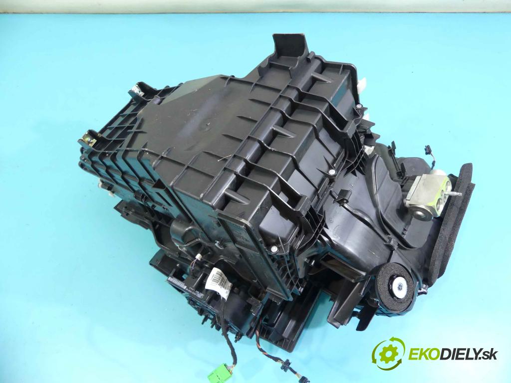 Land rover Discovery Sport 2014-2019 L550 2.0 D 179KM automatic 132 kW 1965 cm3 5- radiator FK72-19B555-CF (Radiátory kúrenia)