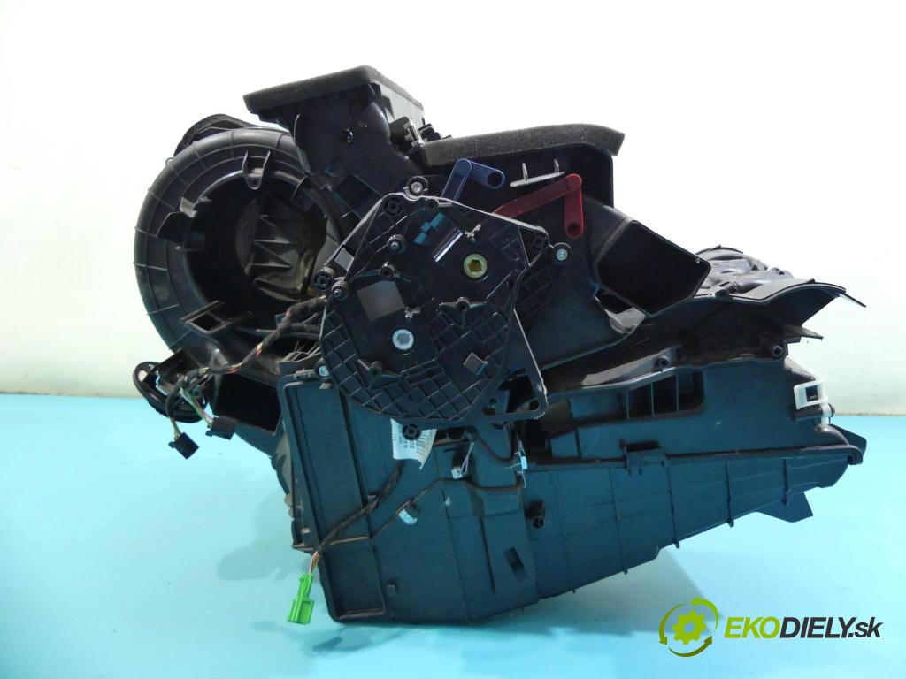 Land rover Discovery Sport 2014-2019 L550 2.0 D 179KM automatic 132 kW 1965 cm3 5- radiátor FK72-19B555-CF (Radiátory topení)