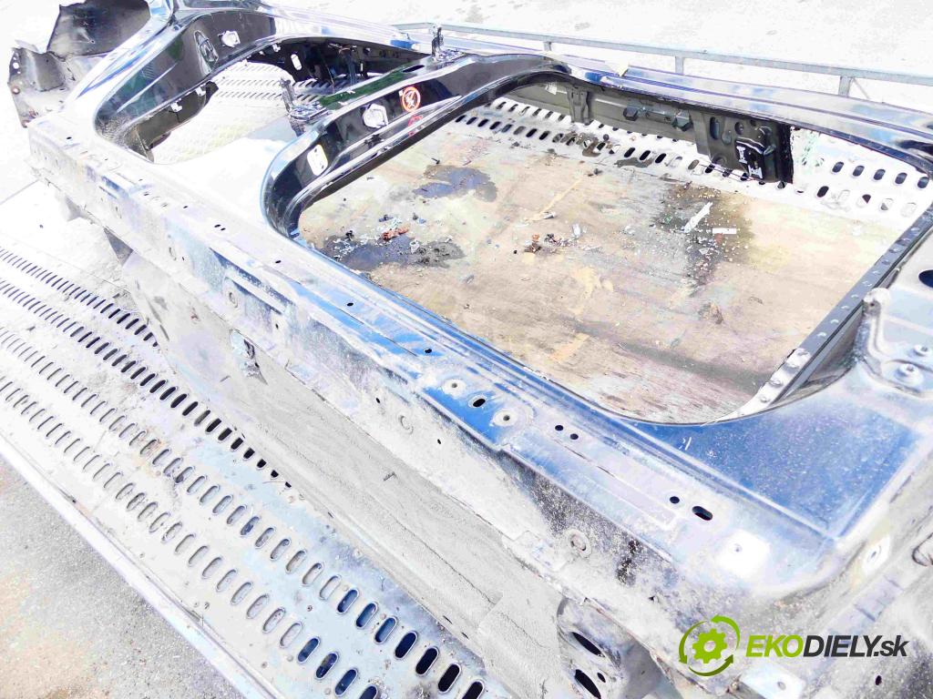 Land rover Discovery Sport 2014-2019 L550 2.0 TD 179KM automatic 132 kW 1965 cm3 5- práh pravý (Ostatní)