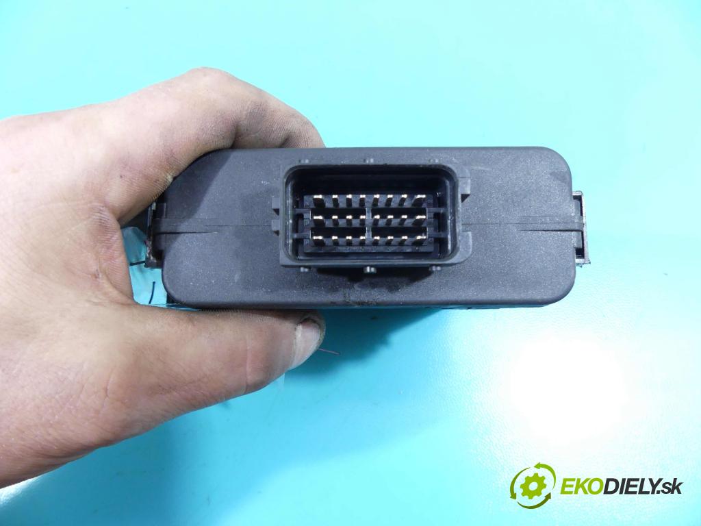 Subaru Forester II SG 2002-2008 2.0 boxer 158 HP manual 116 kW 1994 cm3 5- modul riadiaca jednotka  (Ostatné)