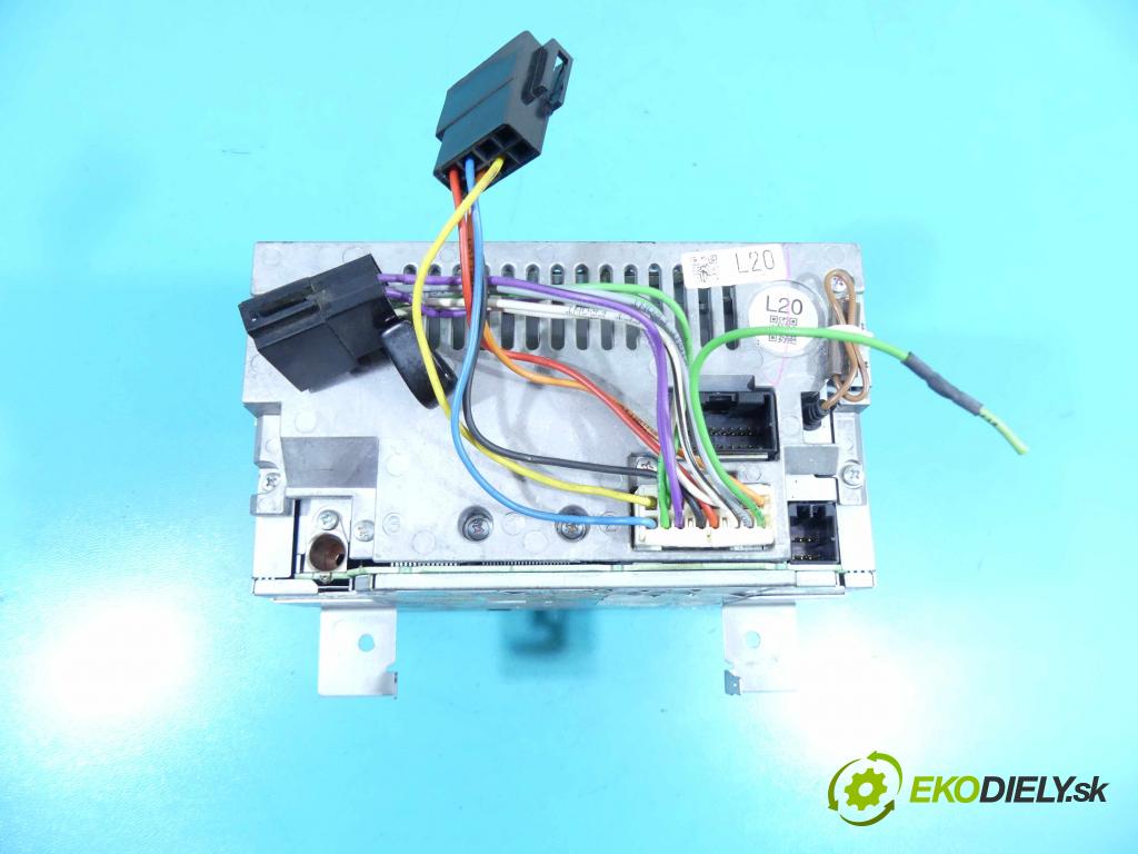 Subaru Forester II SG 2002-2008 2.0 boxer 158 HP manual 116 kW 1994 cm3 5- Radio originál 86201SA200