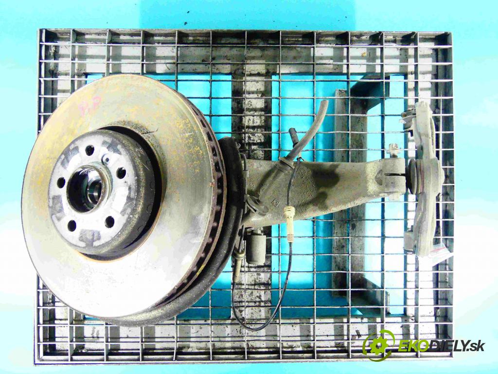 Bmw 7 G11 2015-2022 3.0d 265KM automatic 195 kW 2993 cm3 4- náboj pravé  (Náboje)