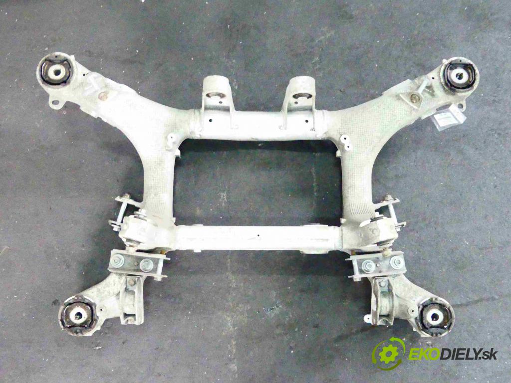 Bmw 7 G11 2015-2022 3.0d 265KM automatic 195 kW 2993 cm3 4- zadní výztuha 