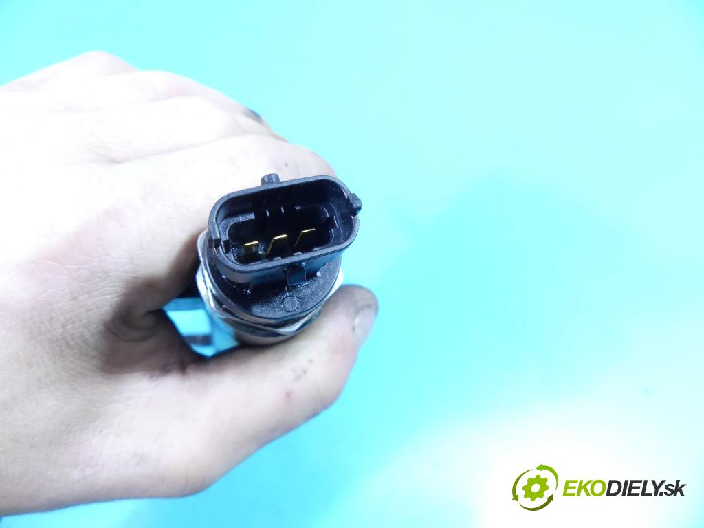 Fiat Croma II 2005-2010 1.9 jtd 150 HP manual 110 kW 1910 cm3 5- lišta vstrekovacia 0445214058 (Vstrekovacie lišty)