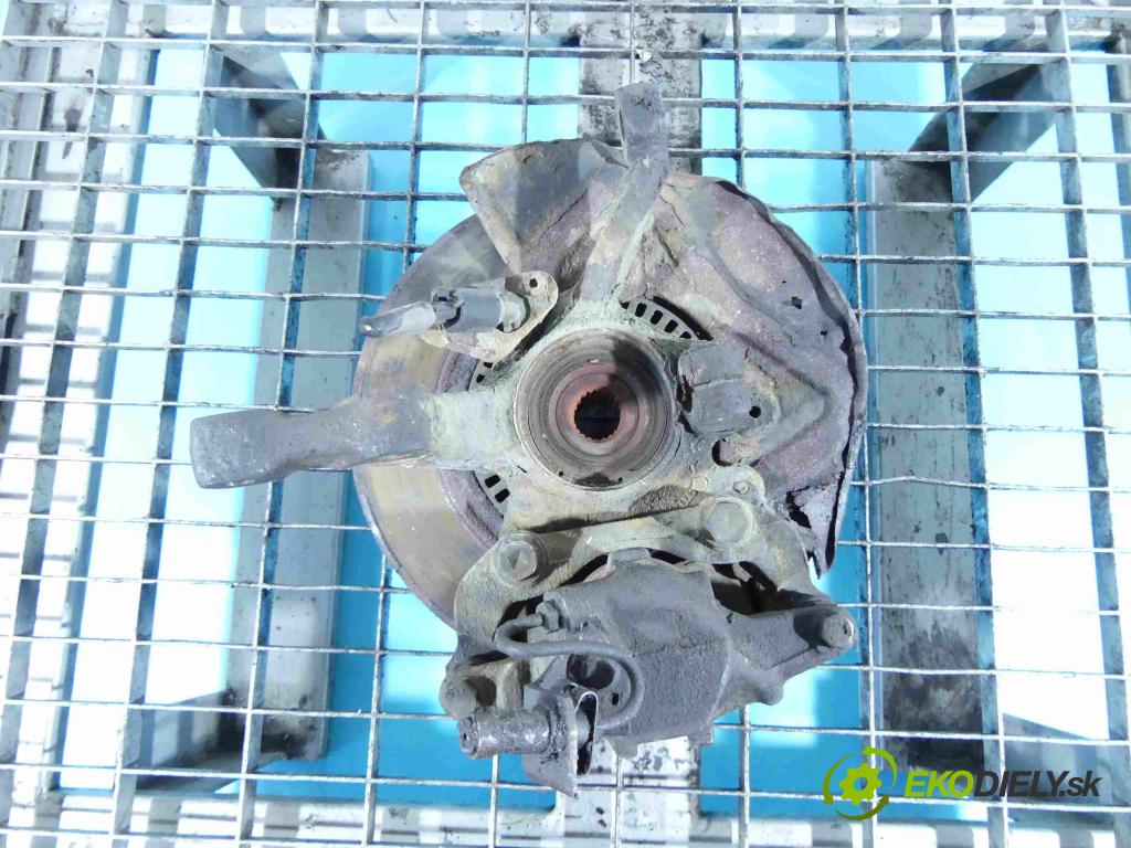 Vw Passat B4 1993-1997 1.8 90 HP manual 66 kW 1781 cm3 5- náboj pravé  (Náboje)