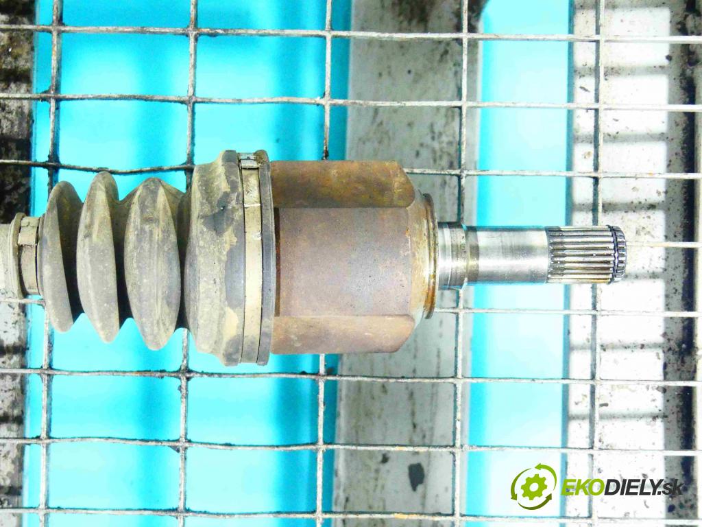 Alfa romeo Gt 1.9 jtd 150 HP manual 110 kW 1910 cm3 3- poloos ľavé  (Poloosy)