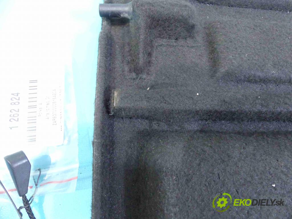 Alfa romeo Gt 1.9 jtd 150 HP manual 110 kW 1910 cm3 3- zadná  (Pláta zadné)