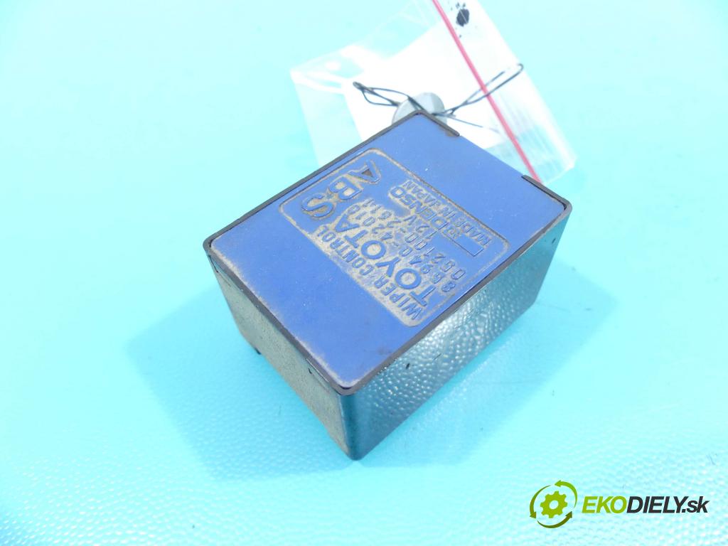 Toyota Rav4 I 1994-2000 2.0 16v 128 HP manual 94 kW 1998 cm3 3- modul riadiaca jednotka 85940-42010 (Ostatné)