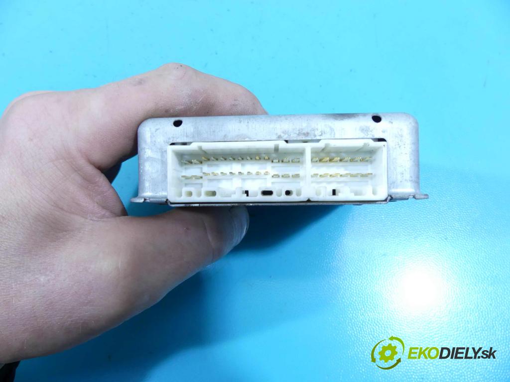 Toyota Rav4 I 1994-2000 2.0 16v 128 HP manual 94 kW 1998 cm3 3- modul riadiaca jednotka 89541-42030 (Ostatné)