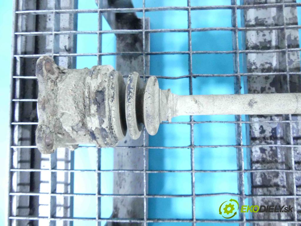 Toyota Rav4 I 1994-2000 2.0 16v 128 HP manual 94 kW 1998 cm3 3- poloos pravé  (Poloosy)