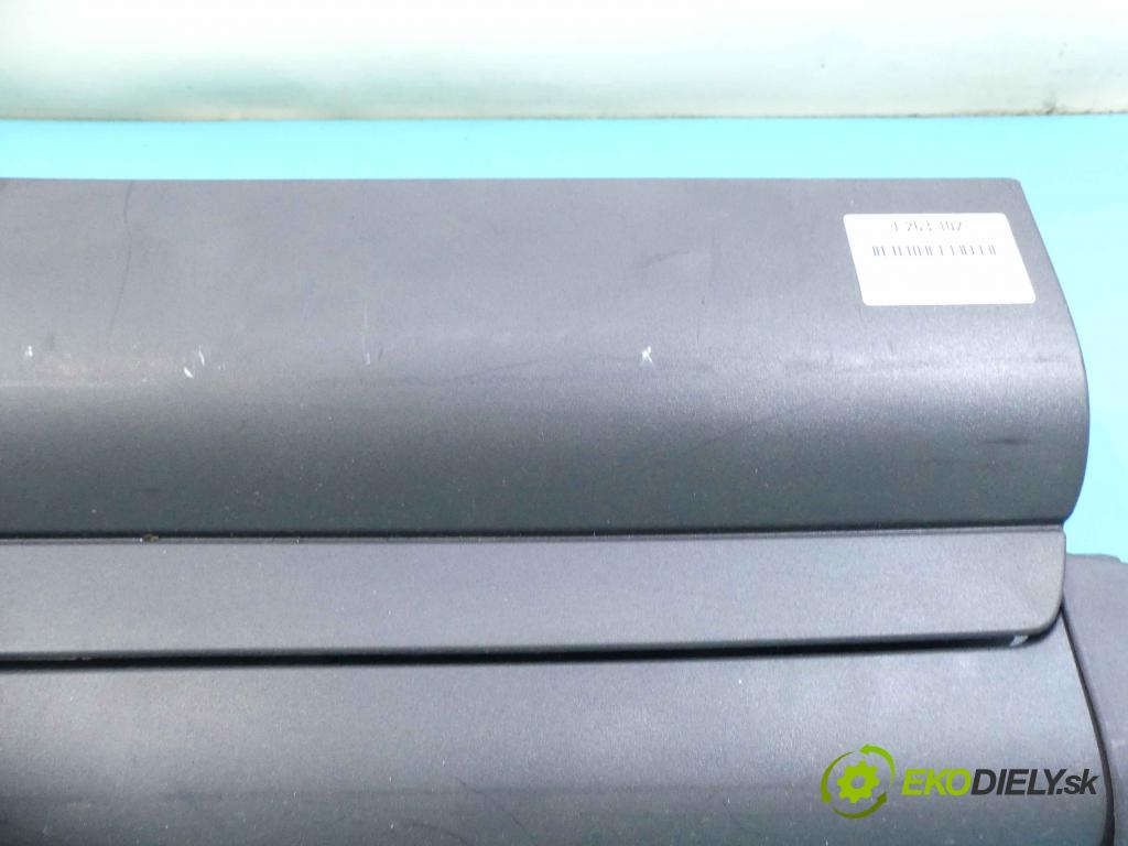 Volvo V50 2.0d 136 HP manual 100 kW 1997 cm3 5- roleta 9928100386 (Rolety kufra)