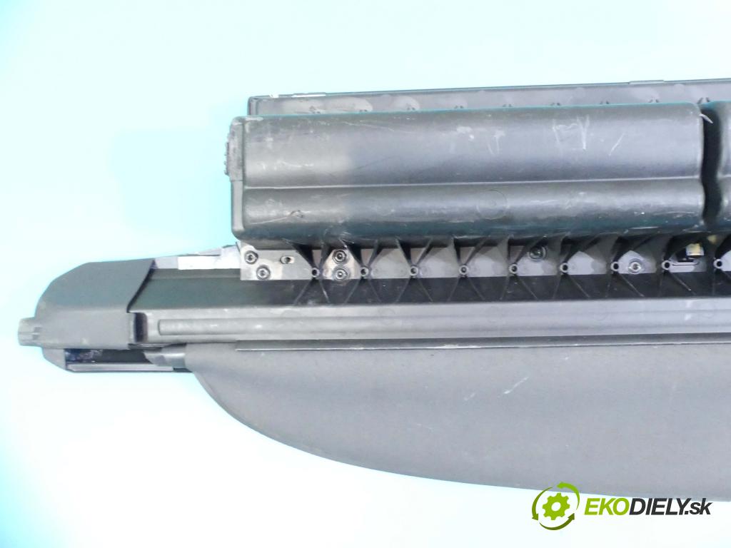 Volvo V50 2.0d 136 HP manual 100 kW 1997 cm3 5- roleta 9928100386 (Rolety kufra)