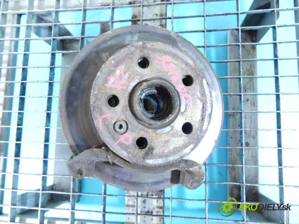 Vw Transporter T4 1990-2003 1.9d 61 HP manual 45 kW 1896 cm3 5- náboj ľavé  (Náboje)