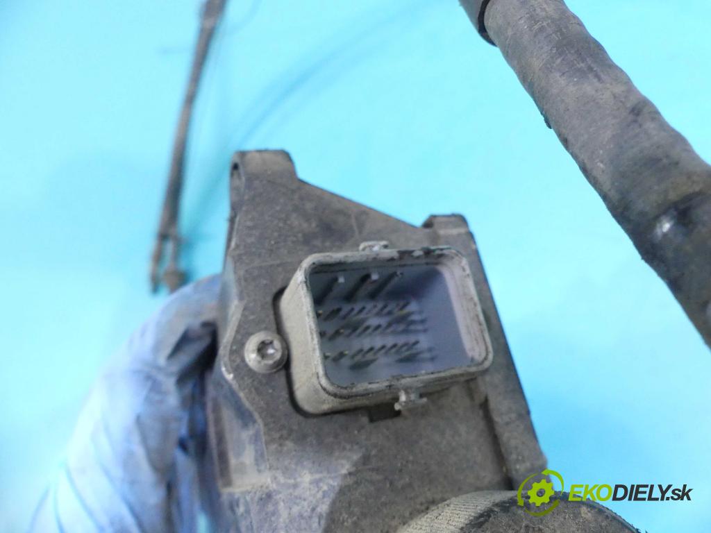 Renault Vel satis 2.2 dci 150 HP manual 110 kW 2188 cm3 5- Brzda manuál: elektrický: 8200316574 (Ručné brzdy)