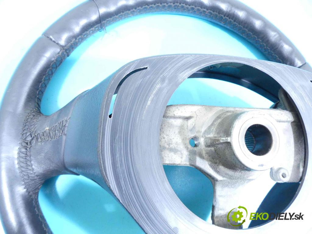 Toyota Corolla E12 2001-2009 2.0 D4D 90 HP manual 66 kW 1995 cm3 5- volant  (Volanty)