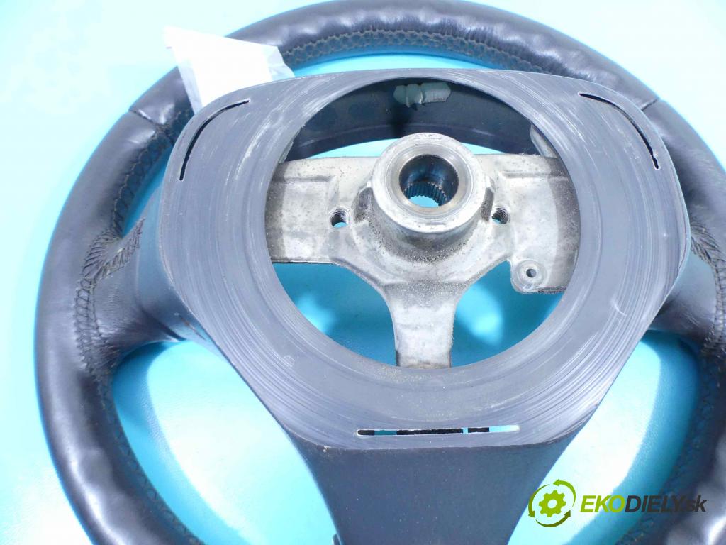 Toyota Corolla E12 2001-2009 2.0 D4D 90 HP manual 66 kW 1995 cm3 5- volant  (Volanty)