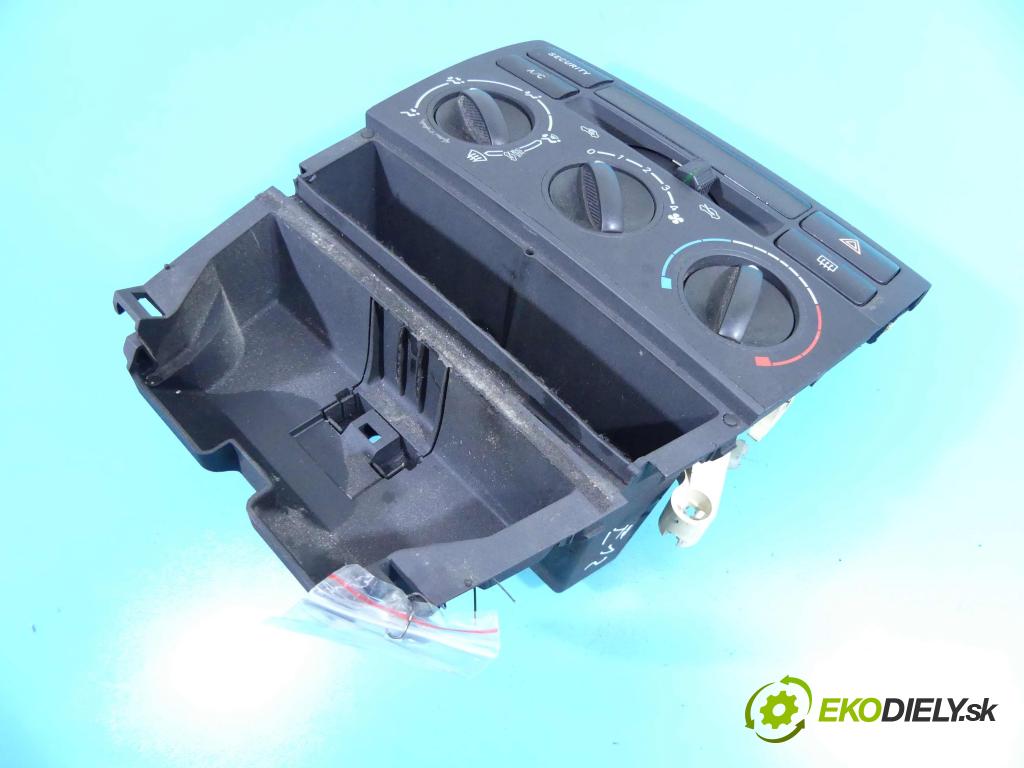 Toyota Corolla E12 2001-2009 2.0 D4D 90 HP manual 66 kW 1995 cm3 5- panel kúrenia