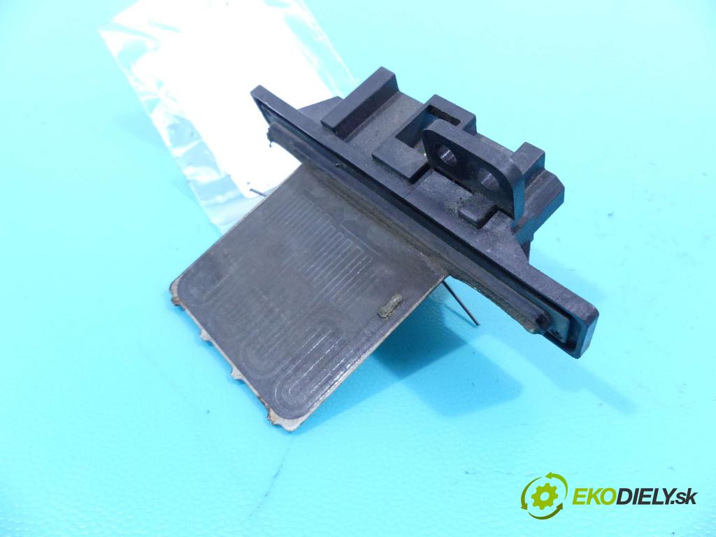 Nissan Primera P11 1996-2002 2.0 TD 90 HP manual 66 kW 1974 cm3 5- rezistor